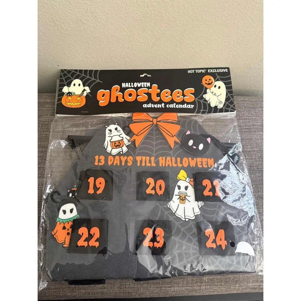 New Halloween Ghostees Pocket Countdown Calendar * Hot Topic Exclusive*